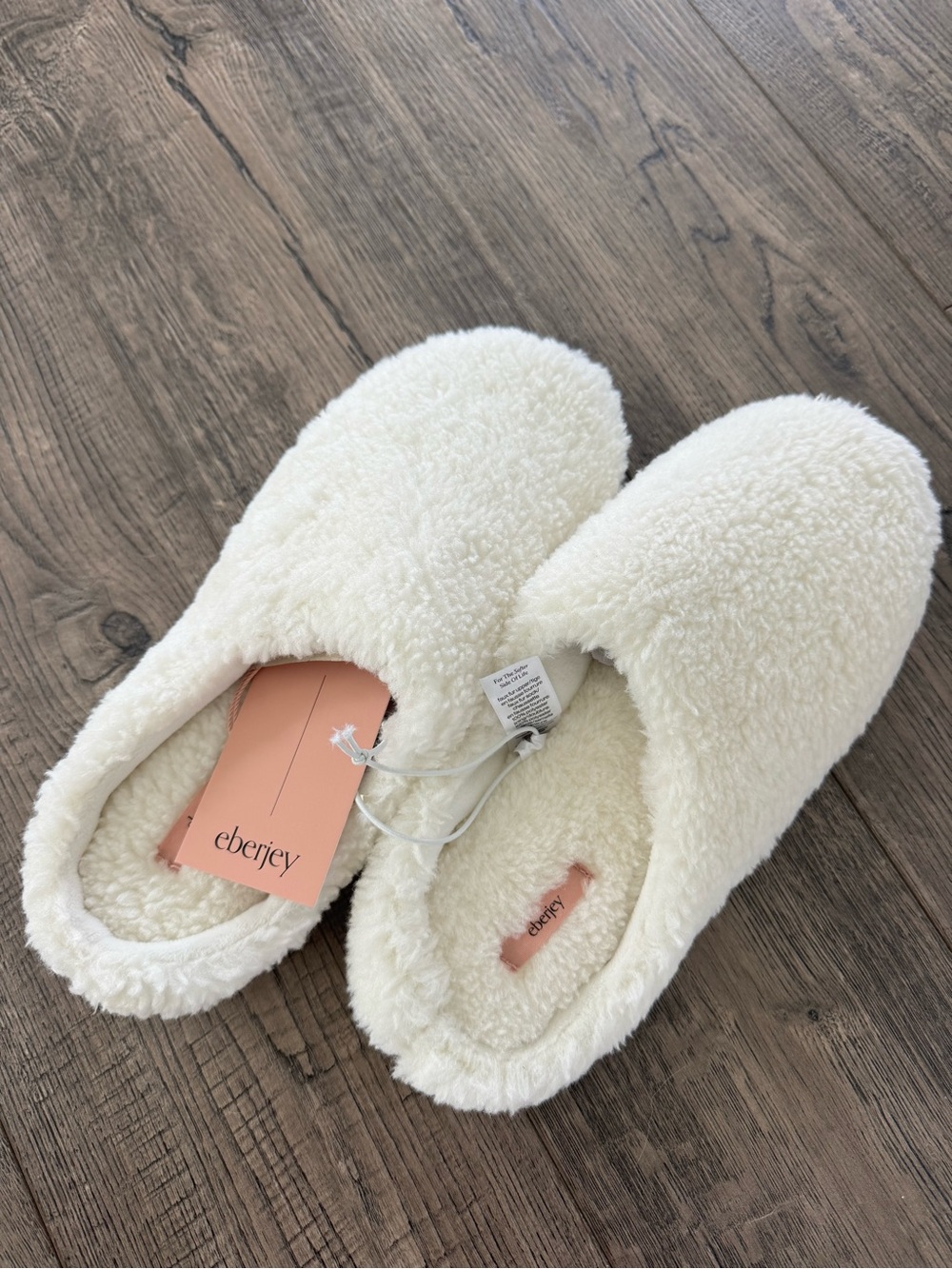 Eberjey Plush Sherpa Slip-On Slippers in Ivory